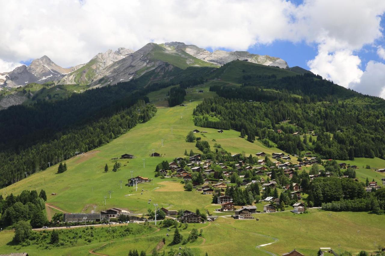 Hotel Alpen Roc ลาคลูซาซ์ ภายนอก รูปภาพ