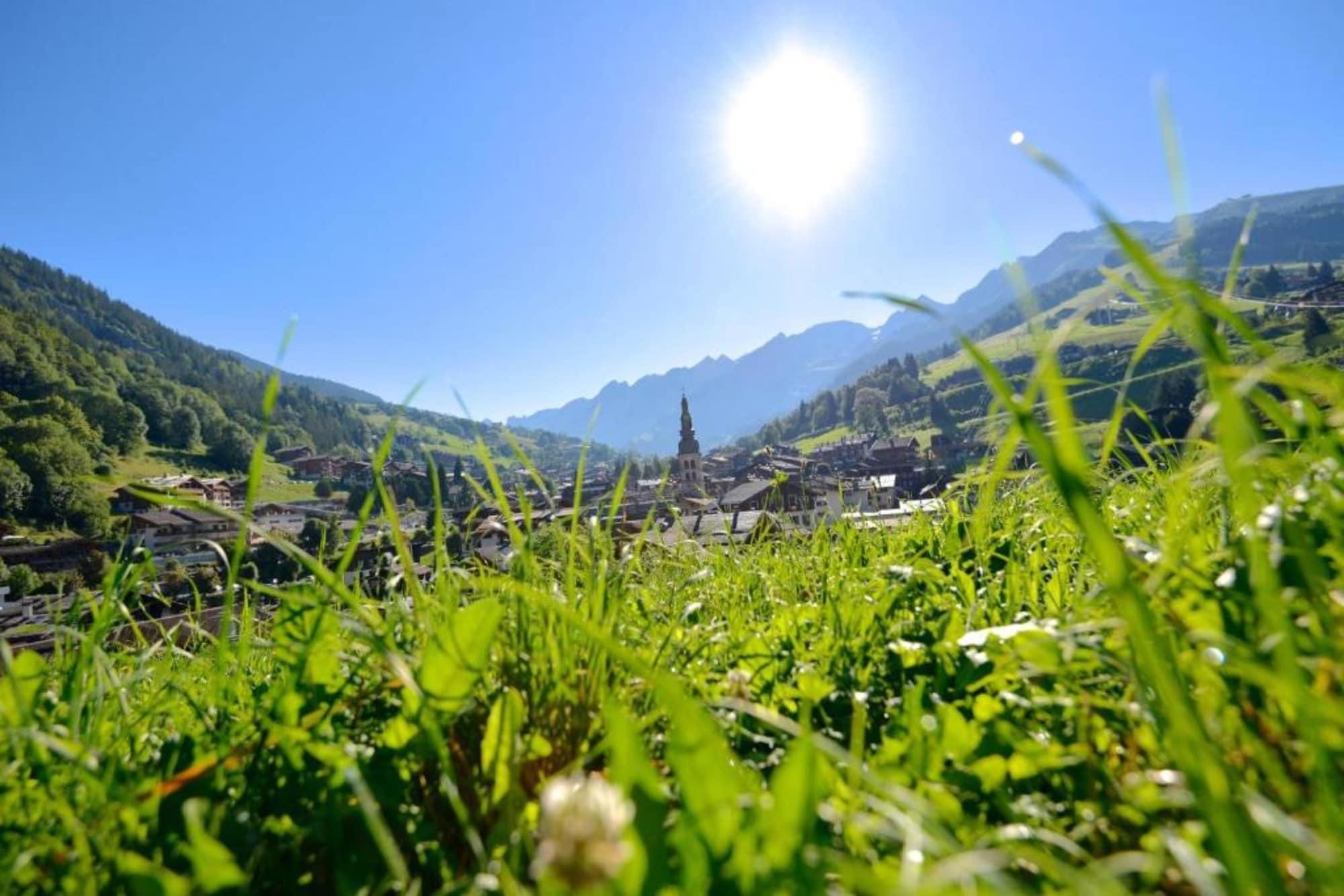 Hotel Alpen Roc ลาคลูซาซ์ ภายนอก รูปภาพ