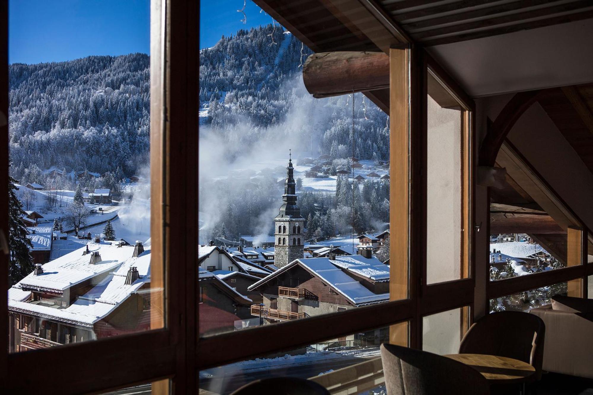 Hotel Alpen Roc ลาคลูซาซ์ ภายนอก รูปภาพ